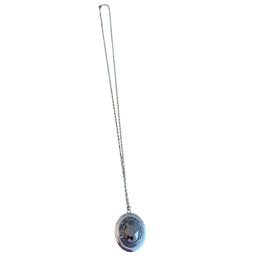 Vintage Silver Pendant Necklace.